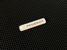 Фурнитура для автоковриков: логотип Peugeot (XXL)
